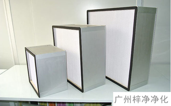 F-S有隔板中效空氣過濾器主要用于制藥、電子、食品廠房中潔凈/空調/通風系統的中級過濾。